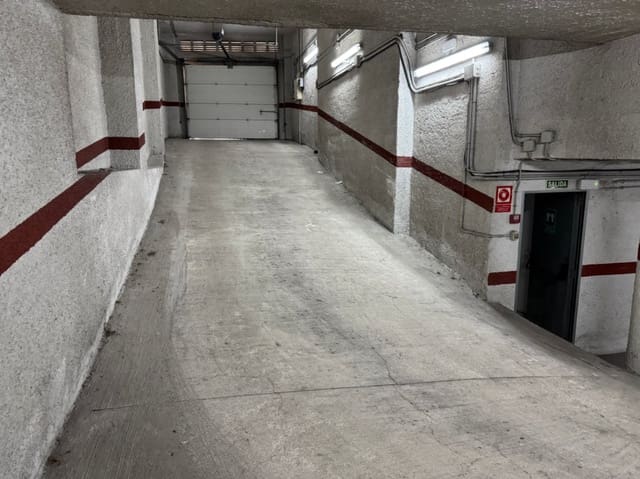 Garage til salg i Teulada, Teulada-Moraira - € 15.000 (Ref: 9000997)