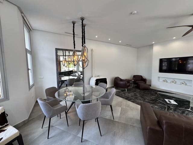 4 bedroom Villa for rent in Moraira, Teulada-Moraira with pool garage - € 3,900 (Ref: 9000998)