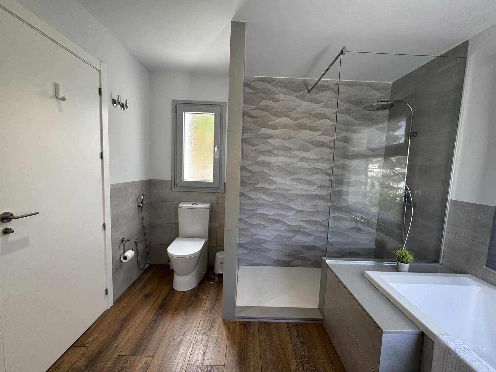 Villa/Maison de 4 chambres à louer à Moraira avec piscine garage - 3 900 € (Ref: 9000998)