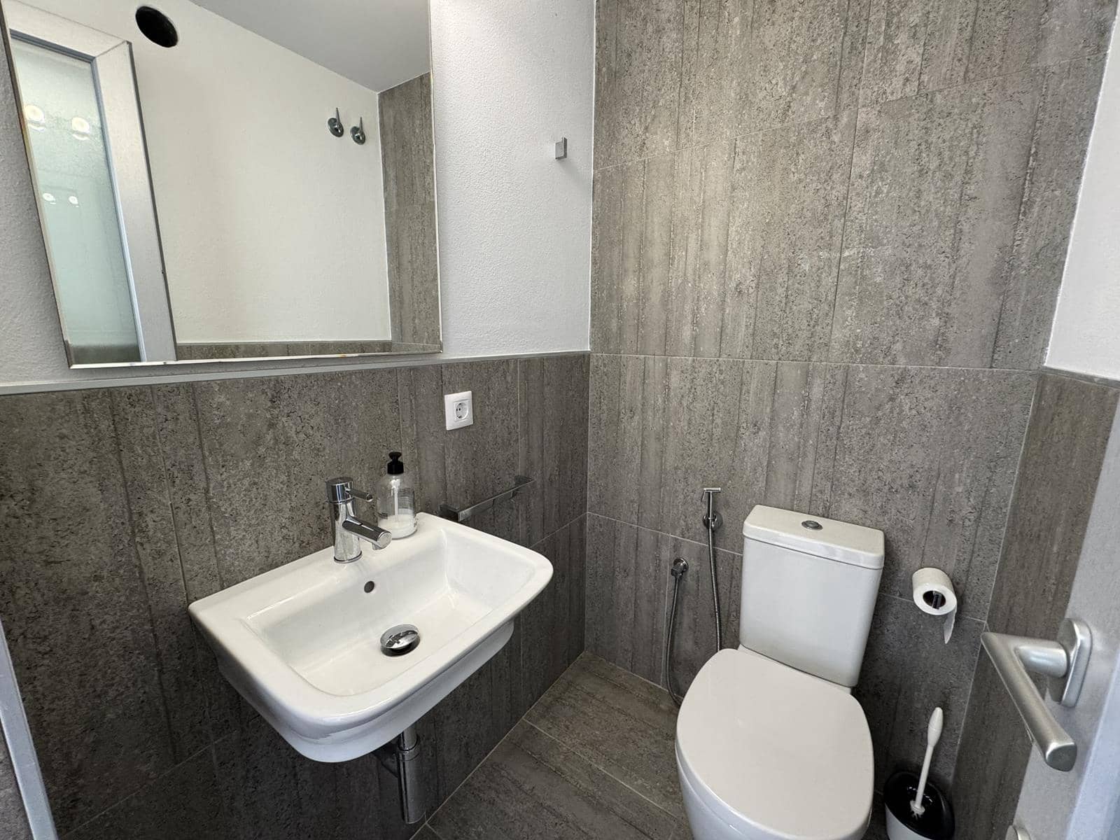 Villa/Maison de 4 chambres à louer à Moraira avec piscine garage - 3 900 € (Ref: 9000998)