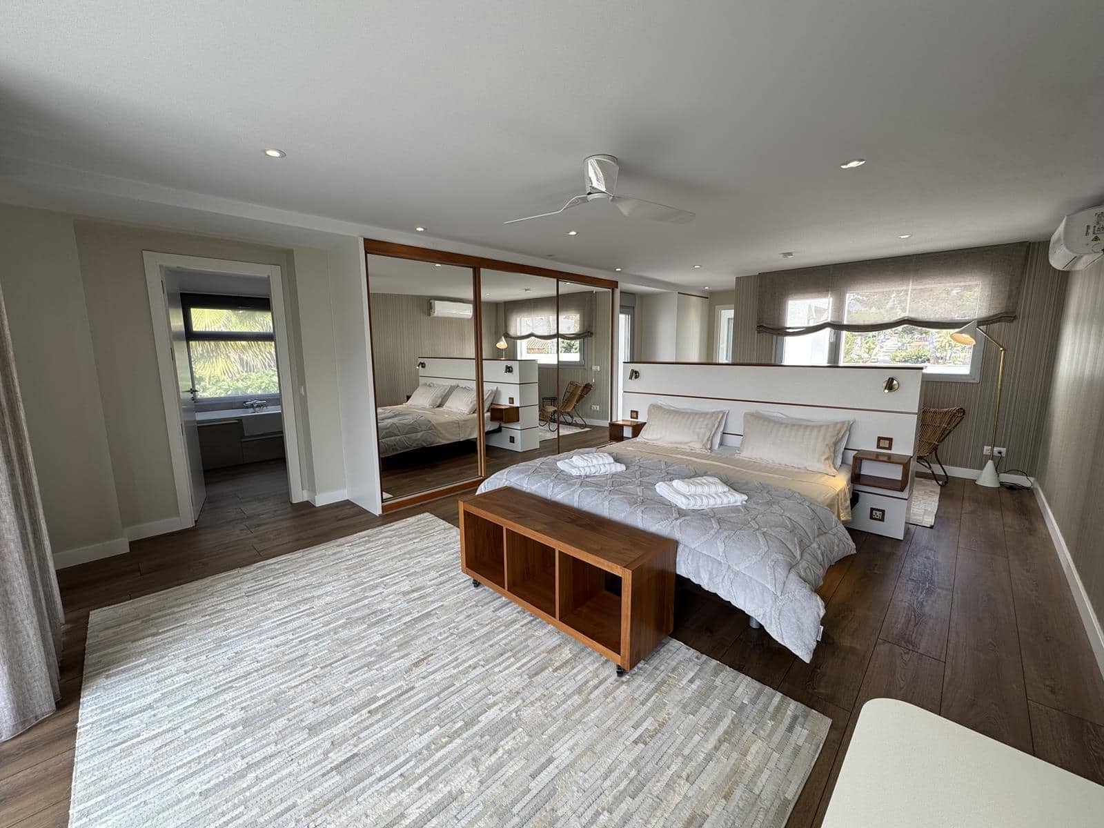 Villa/Maison de 4 chambres à louer à Moraira avec piscine garage - 3 900 € (Ref: 9000998)