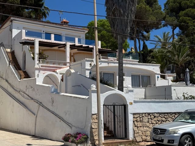 2 soverom Leilighet til salgs i Moraira, Teulada-Moraira - € 749 000 (Ref: 9004619)
