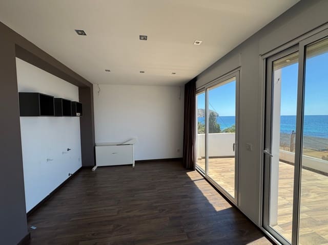 2 soverom Leilighet til salgs i Moraira, Teulada-Moraira - € 749 000 (Ref: 9004619)