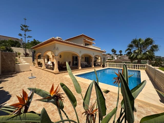 4 sovrum Villa till salu i Moraira, Teulada-Moraira med pool garage - 789 000 € (Ref: 9008816)