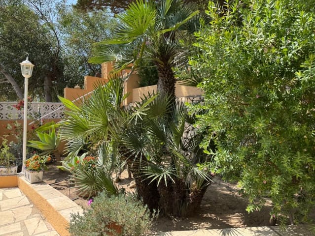 3 makuuhuone Huvila myytävänä paikassa Benissa mukana 
autotalli - 475 000 € (Ref: 9062093)