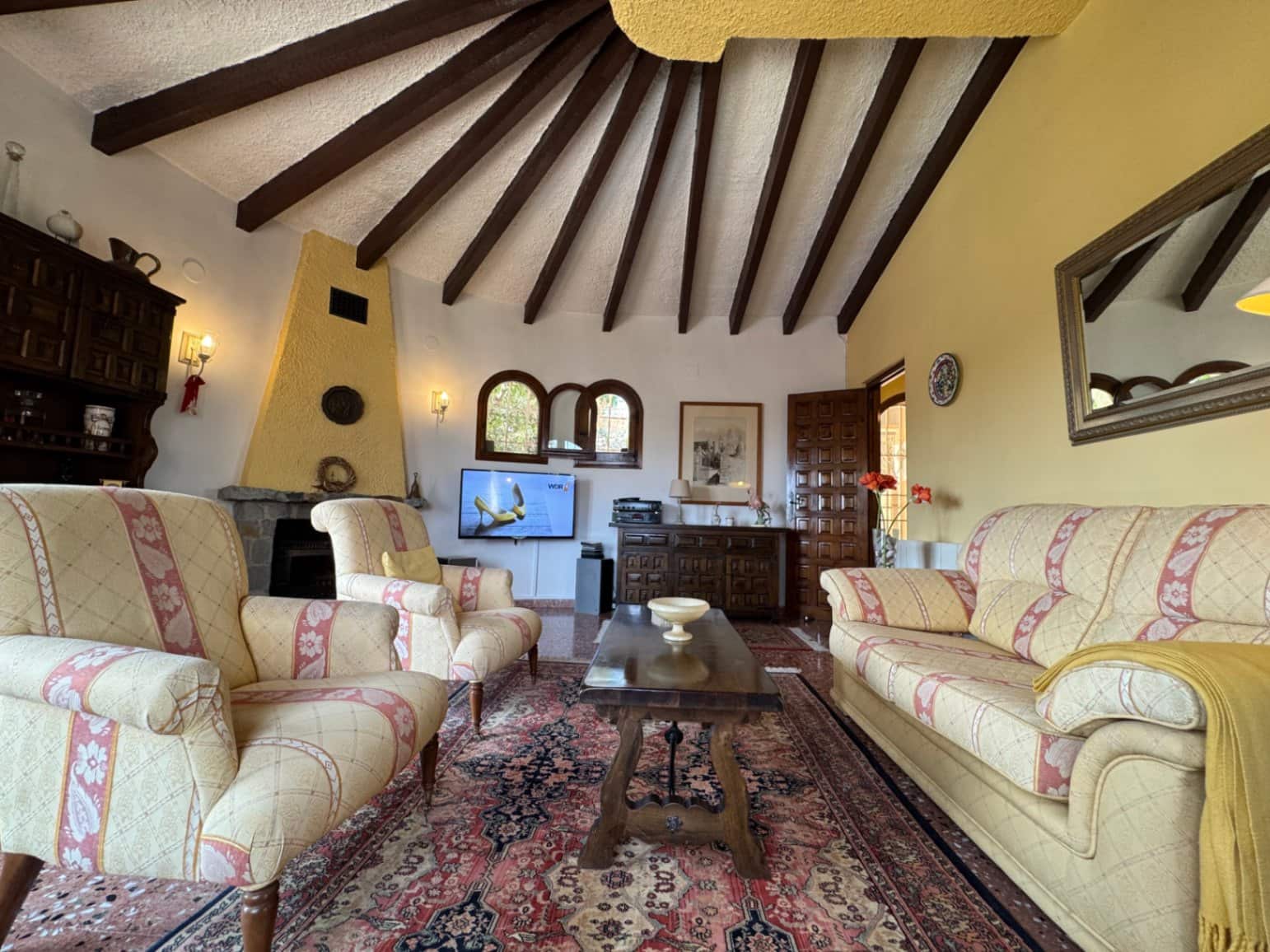 3 makuuhuone Huvila myytävänä paikassa Benissa mukana 
autotalli - 475 000 € (Ref: 9062093)