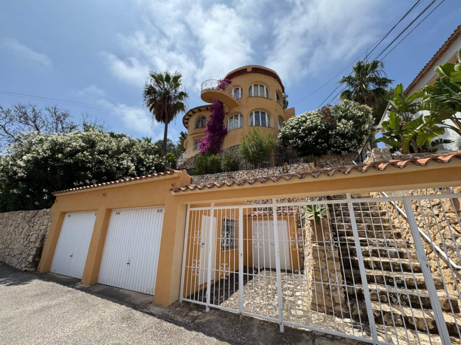 3 makuuhuone Huvila myytävänä paikassa Benissa mukana 
autotalli - 475 000 € (Ref: 9062093)