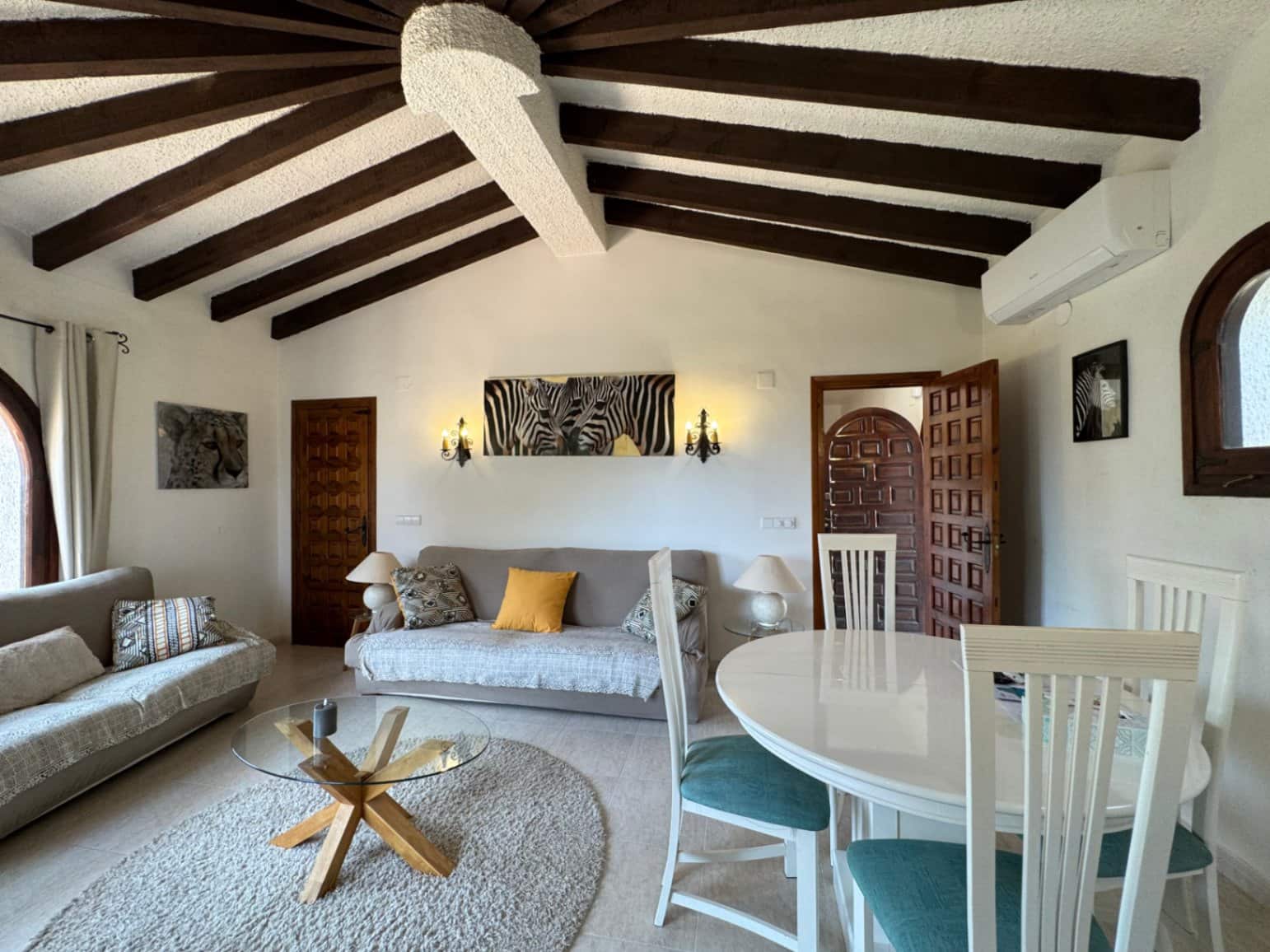 2 makuuhuone Huvila myytävänä paikassa Benissa mukana uima-altaan 
autotalli - 448 900 € (Ref: 9108377)