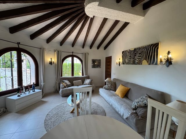 2 soveværelse Villa til salg i Benissa med swimmingpool garage - € 425.000 (Ref: 9108377)