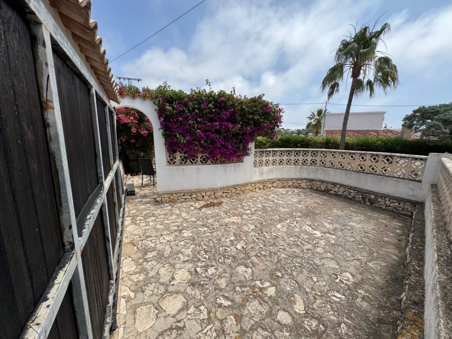 2 makuuhuone Huvila myytävänä paikassa Benissa mukana uima-altaan 
autotalli - 448 900 € (Ref: 9108377)