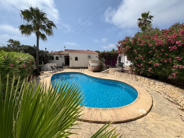 2 bedroom Villa for sale in Benissa with pool garage - € 448,900 (Ref: 9108377)