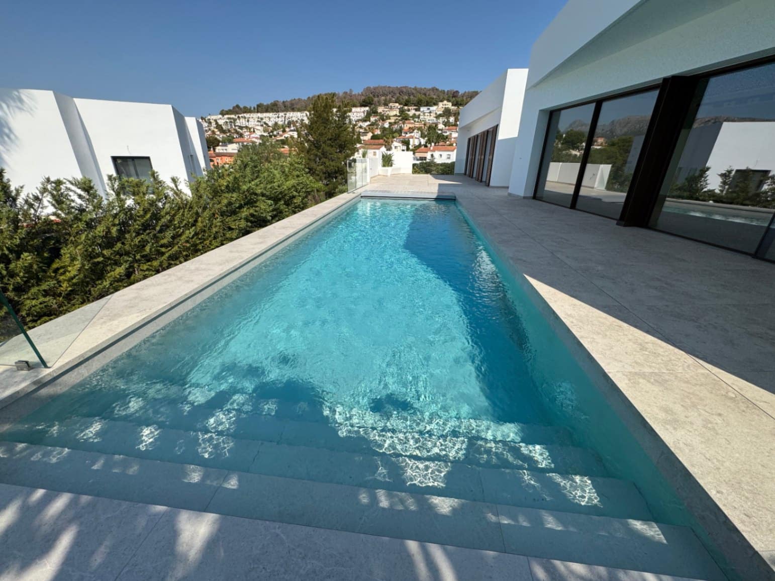 4 sypialnia Willa na sprzedaż w Benissa z basenem garażem - 1 370 000 € (Ref: 9108380)