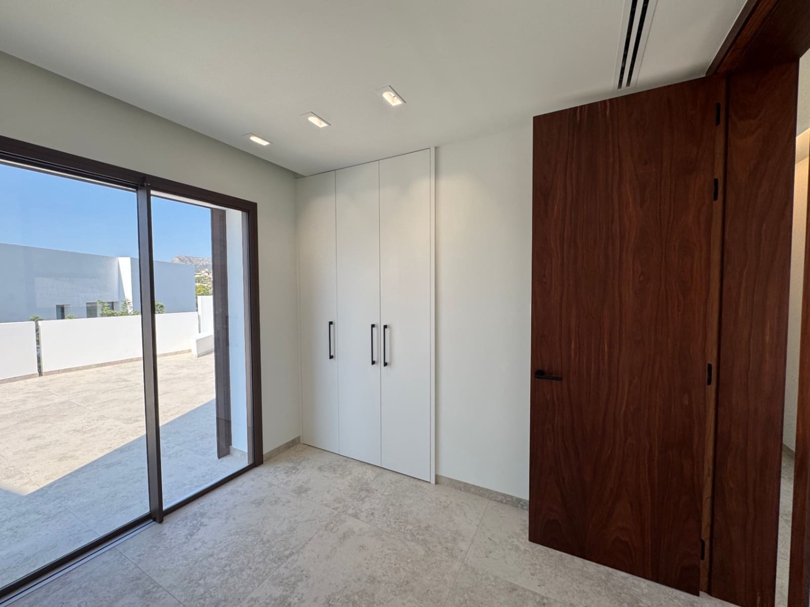 4 sypialnia Willa na sprzedaż w Benissa z basenem garażem - 1 370 000 € (Ref: 9108380)