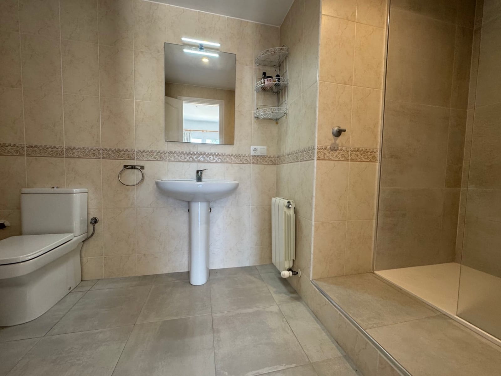 4 bedroom Villa for sale in Benissa with pool garage - € 615,000 (Ref: 9148782)