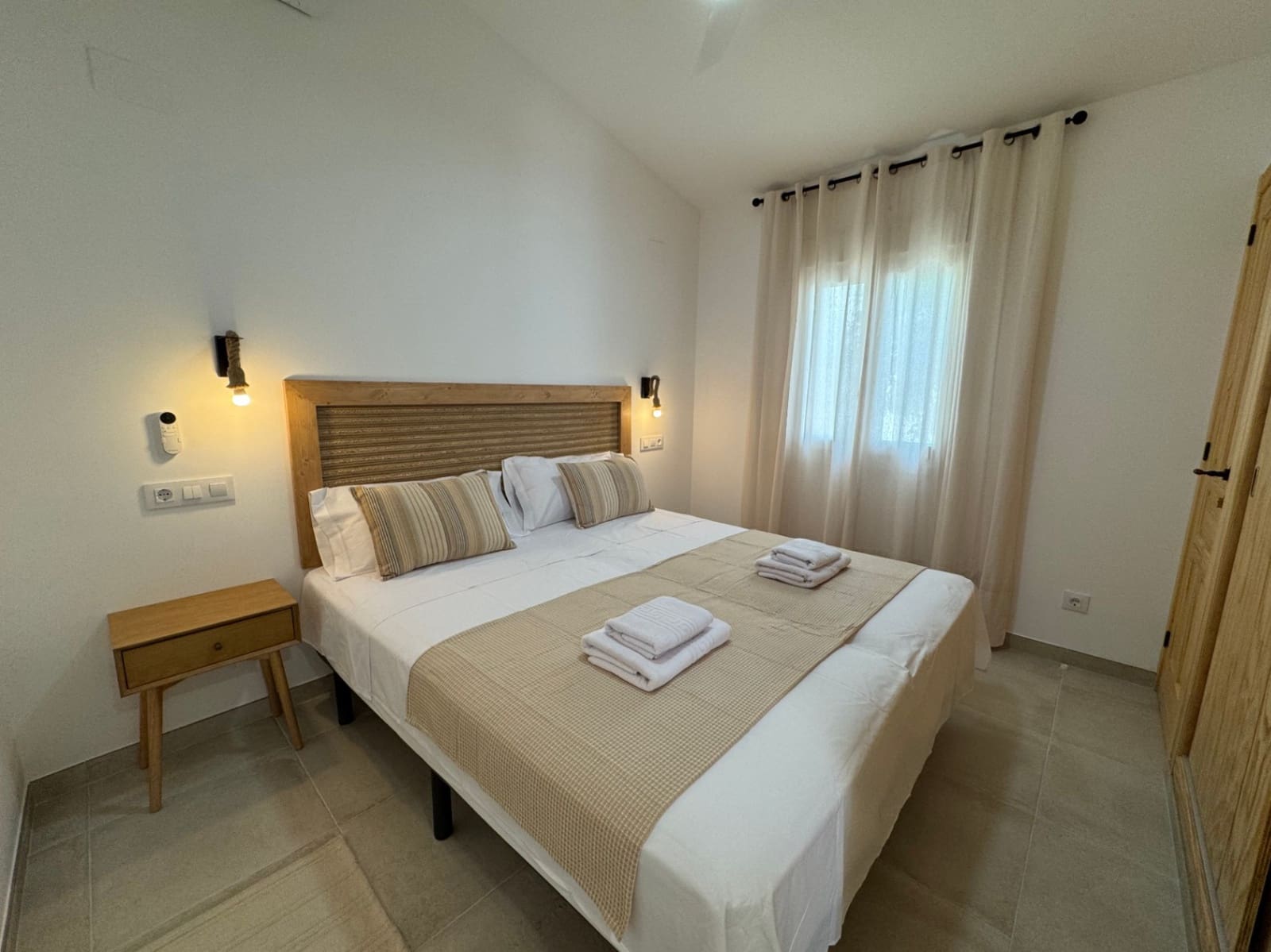 2 makuuhuone Huvila vuokrattavana paikassa Moraira mukana uima-altaan 
autotalli - 1 600 € (Ref: 9154697)