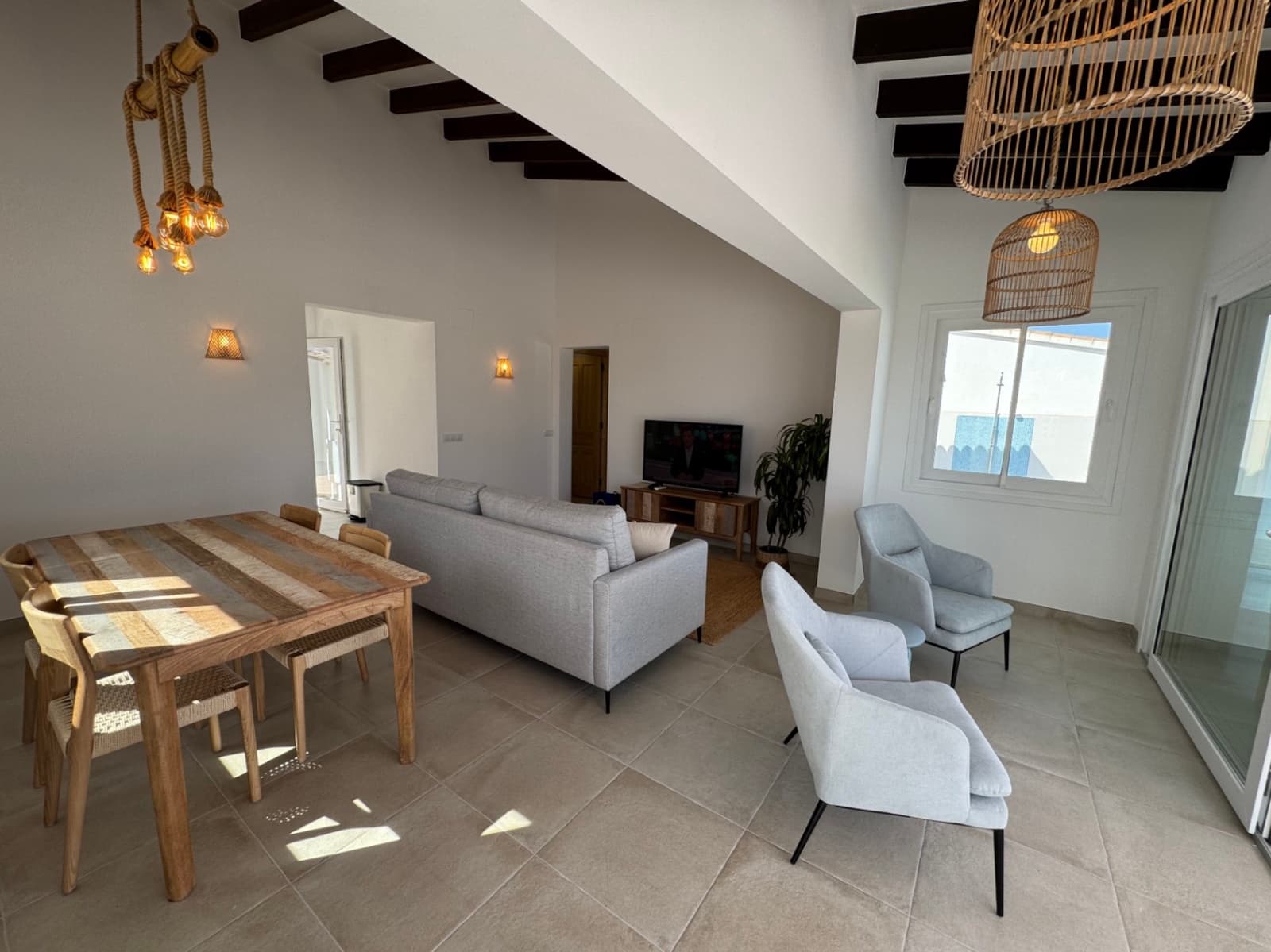 2 makuuhuone Huvila vuokrattavana paikassa Moraira mukana uima-altaan 
autotalli - 1 600 € (Ref: 9154697)