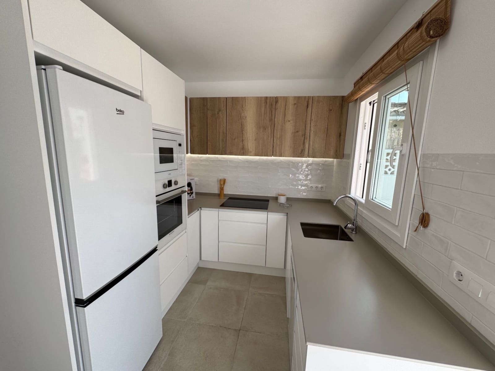 2 makuuhuone Huvila vuokrattavana paikassa Moraira mukana uima-altaan 
autotalli - 1 600 € (Ref: 9154697)