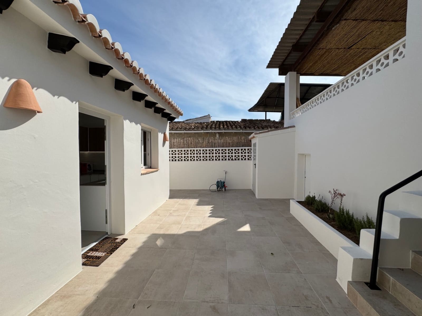 2 makuuhuone Huvila vuokrattavana paikassa Moraira mukana uima-altaan 
autotalli - 1 600 € (Ref: 9154697)