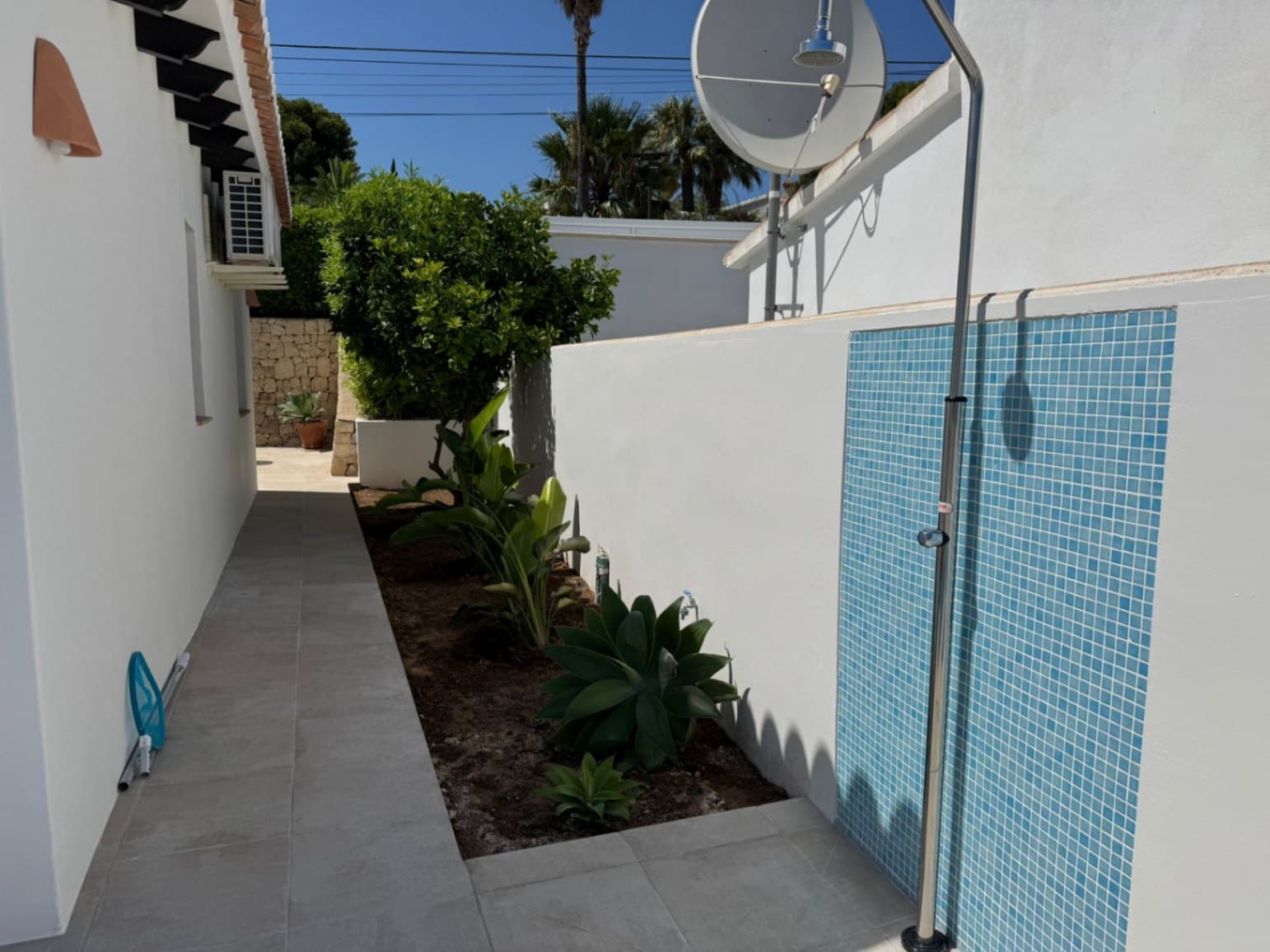 2 makuuhuone Huvila vuokrattavana paikassa Moraira mukana uima-altaan 
autotalli - 1 600 € (Ref: 9154697)