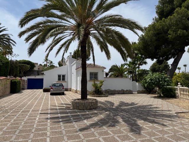 3 sovrum Villa till salu i Moraira, Teulada-Moraira med pool garage - 750 000 € (Ref: 9185003)