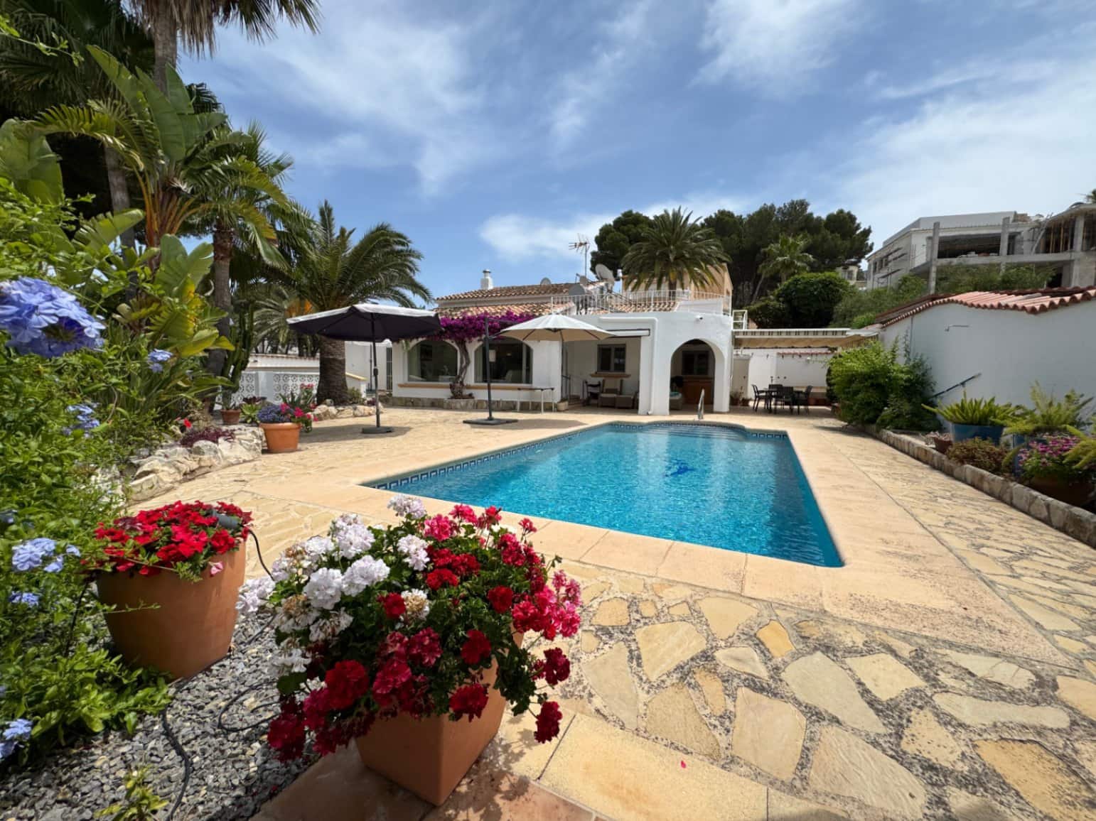3 sovrum Villa till salu i Moraira med pool garage - 750 000 € (Ref: 9185003)