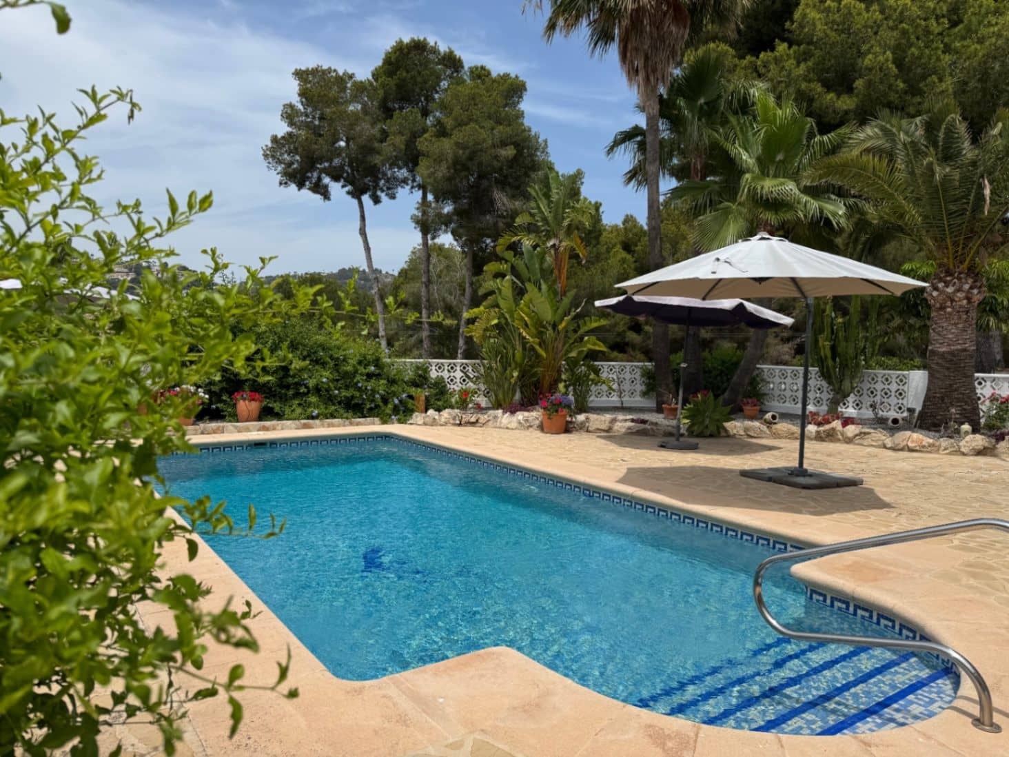 3 sovrum Villa till salu i Moraira med pool garage - 750 000 € (Ref: 9185003)