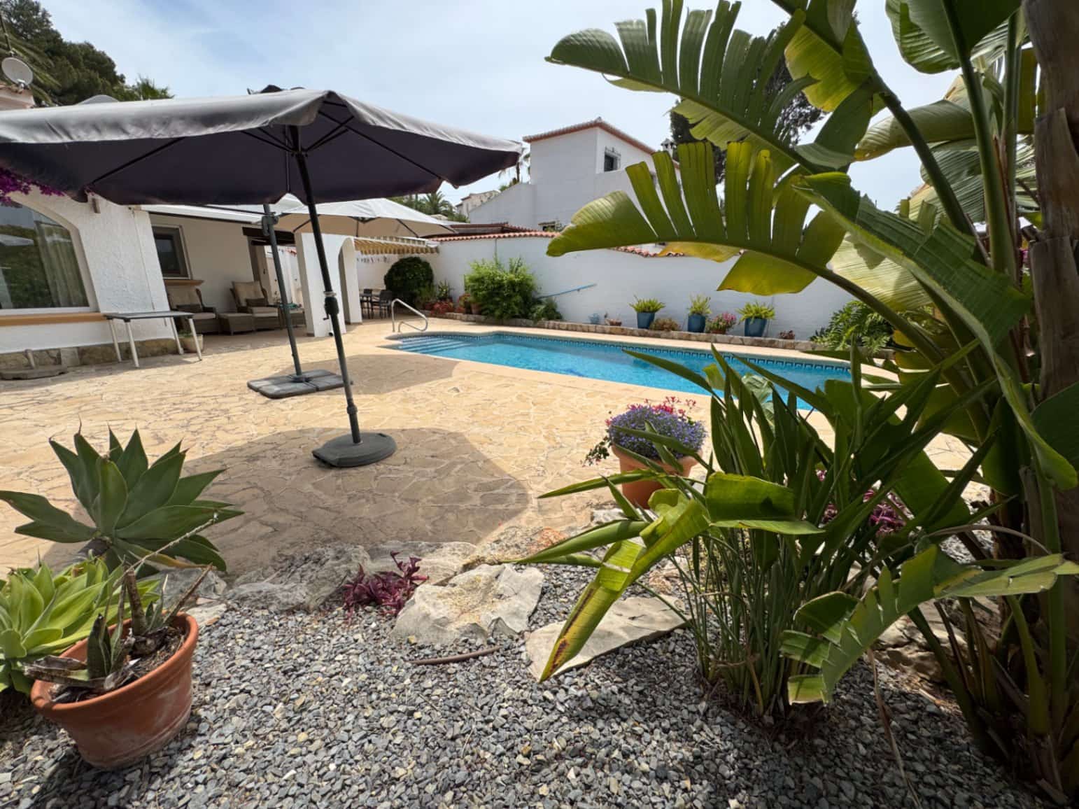 3 sovrum Villa till salu i Moraira med pool garage - 750 000 € (Ref: 9185003)