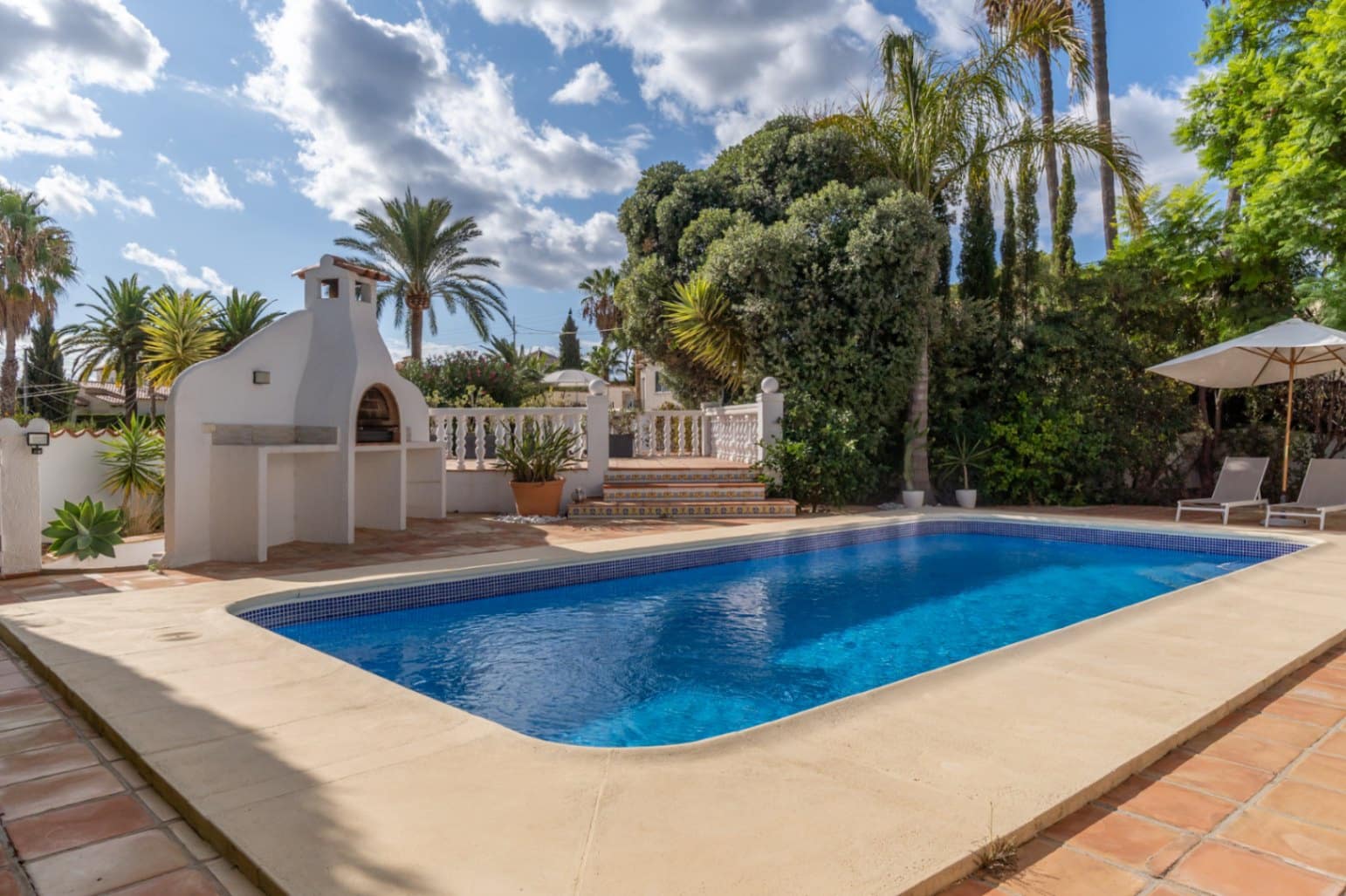 3 sypialnia Willa na sprzedaż w Benissa z basenem garażem - 795 000 € (Ref: 9206162)