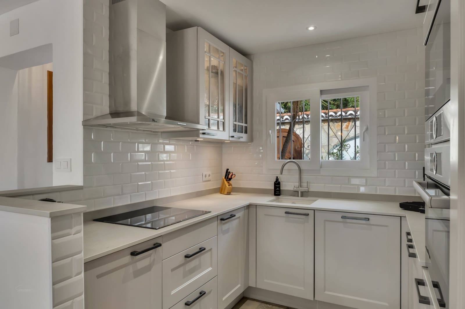 3 sypialnia Willa na sprzedaż w Benissa z basenem garażem - 795 000 € (Ref: 9206162)