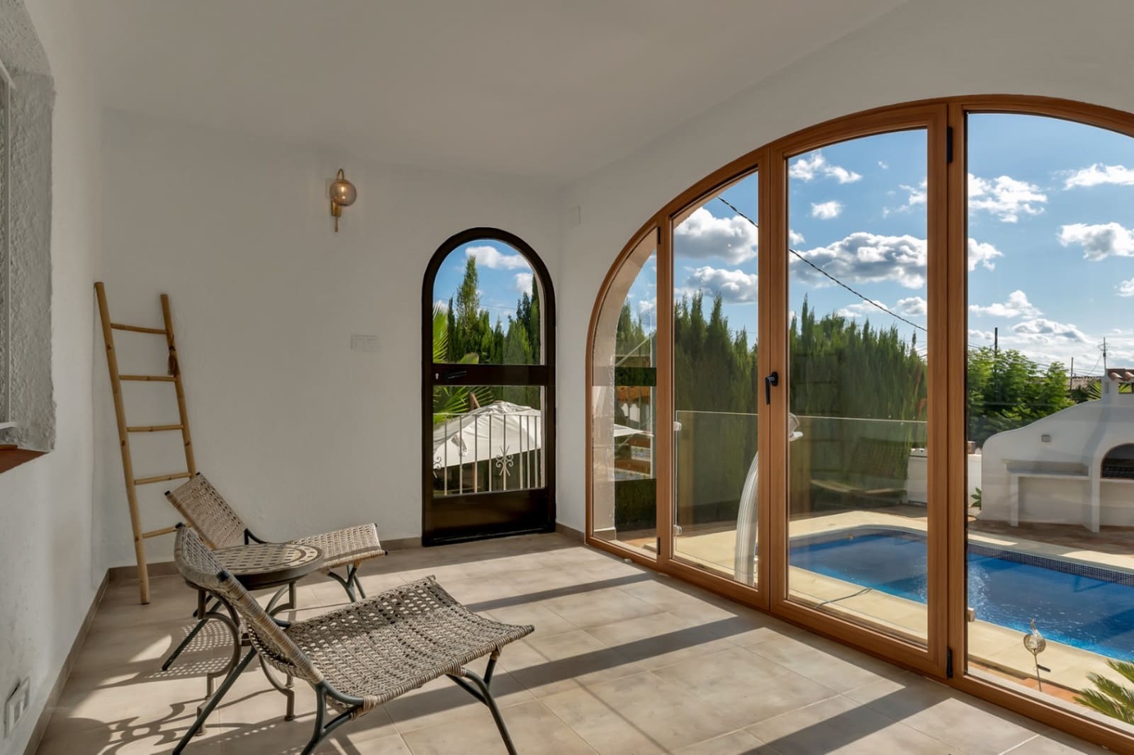 3 sypialnia Willa na sprzedaż w Benissa z basenem garażem - 795 000 € (Ref: 9206162)