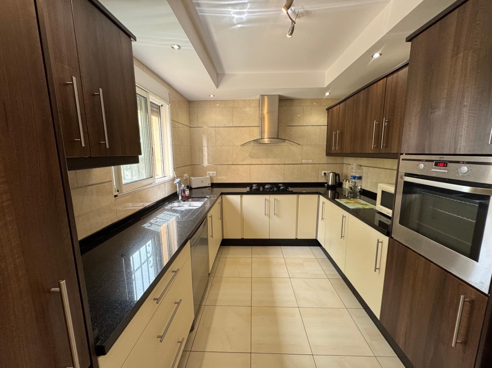 3 sovrum Villa till salu i Moraira med pool garage - 725 000 € (Ref: 9232093)