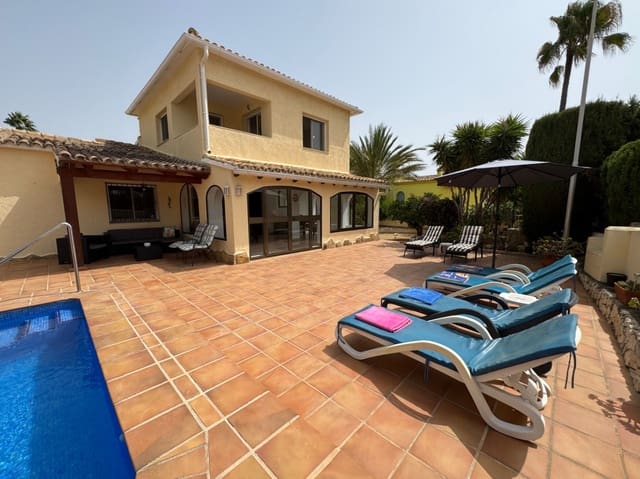 3 sovrum Villa till salu i Moraira, Teulada-Moraira med pool garage - 725 000 € (Ref: 9232093)
