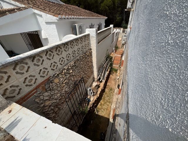 5 chambre Villa/Maison à vendre à Moraira, Teulada-Moraira avec piscine garage - 380 000 € (Ref: 9246300)