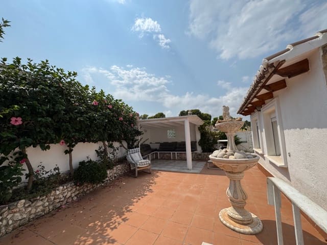 5 chambre Villa/Maison à vendre à Moraira, Teulada-Moraira avec piscine garage - 380 000 € (Ref: 9246300)