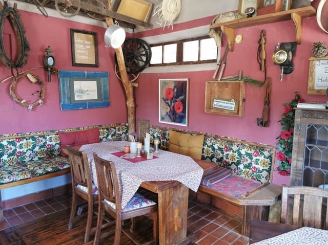 1 sovrum Villa till salu i Moraira, Teulada-Moraira med garage - 575 000 € (Ref: 9248414)