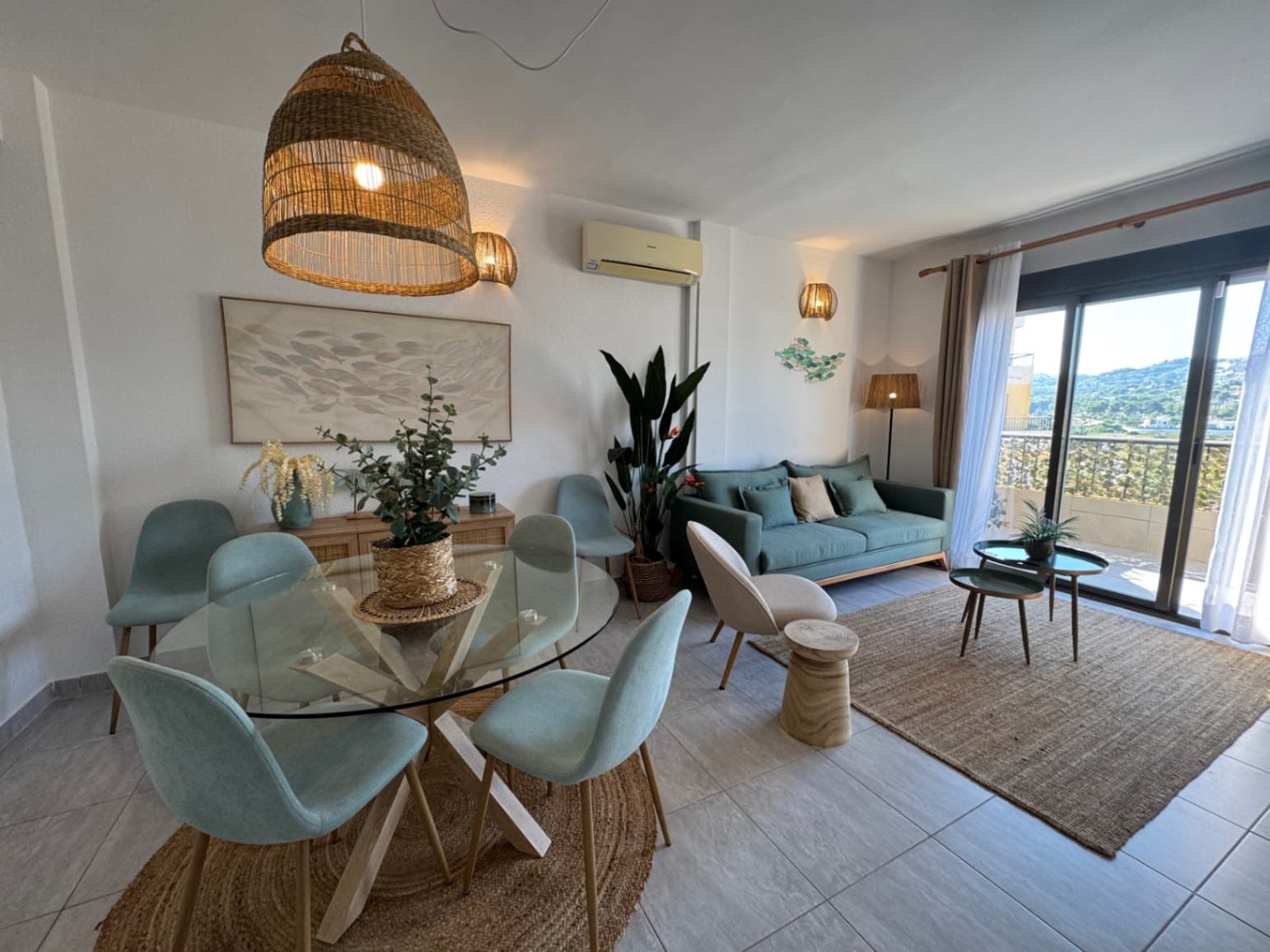 2 soveværelse Lejlighed til salg i Moraira med swimmingpool - € 330.000 (Ref: 9284859)