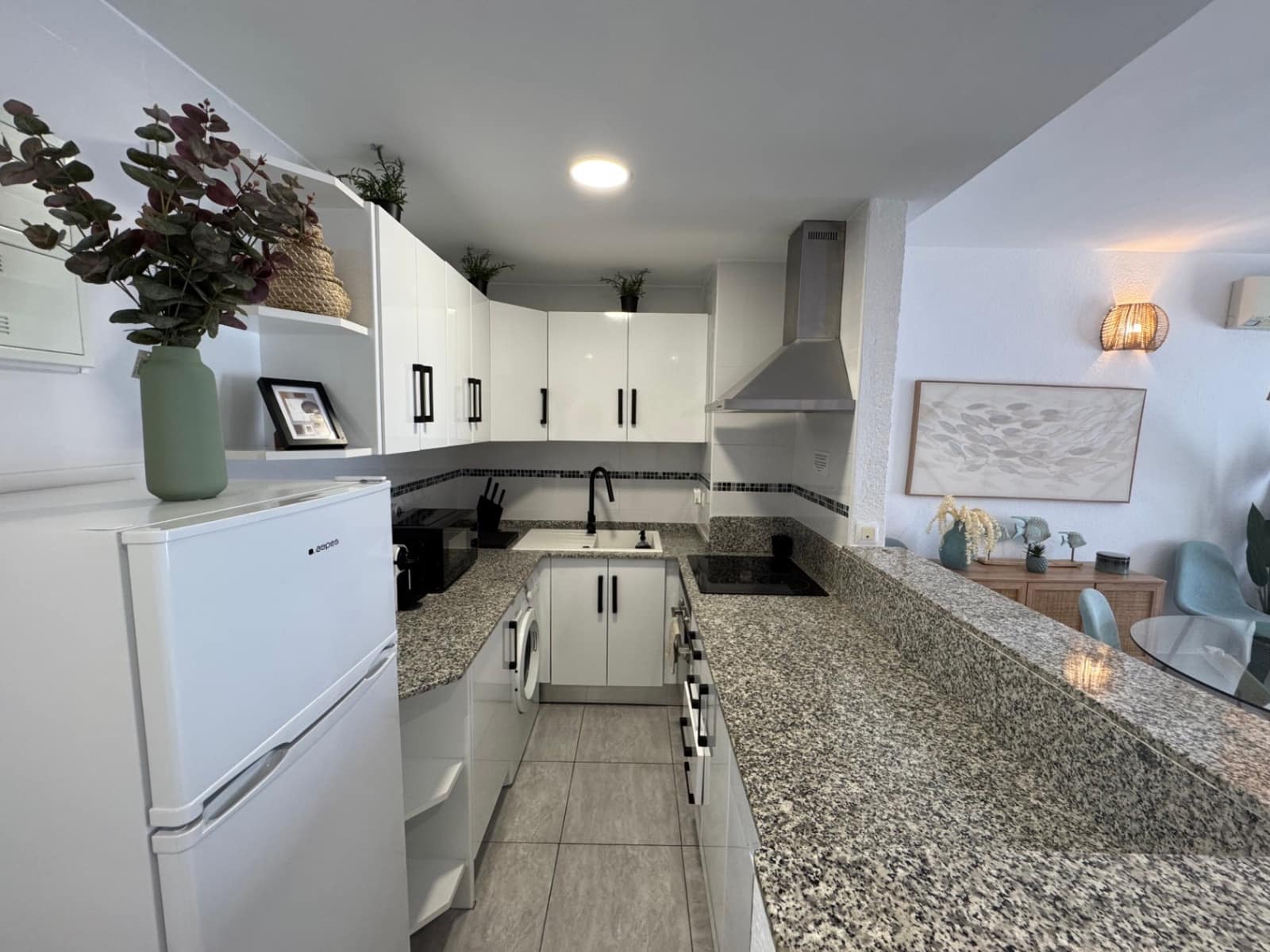 2 soveværelse Lejlighed til salg i Moraira med swimmingpool - € 330.000 (Ref: 9284859)