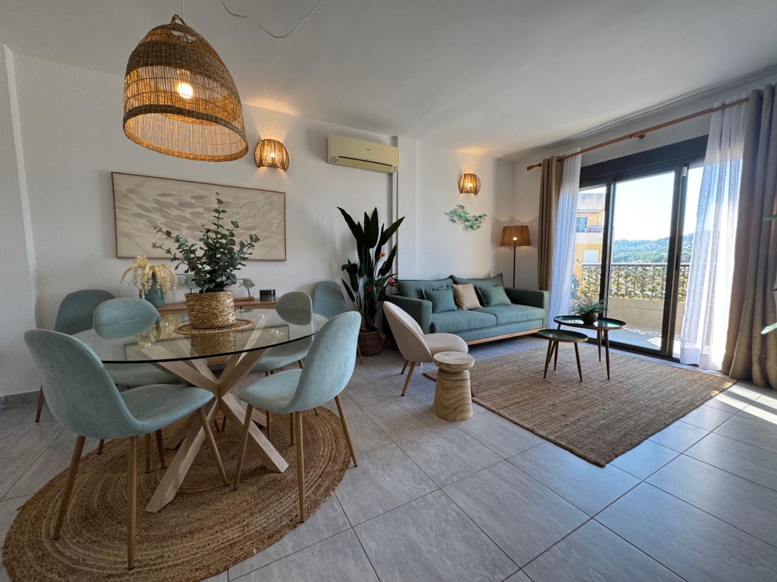 2 soveværelse Lejlighed til salg i Moraira med swimmingpool - € 330.000 (Ref: 9284859)