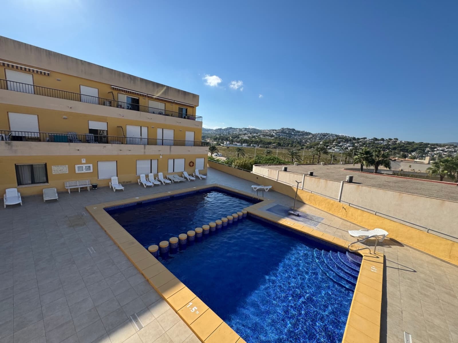2 soveværelse Lejlighed til salg i Moraira med swimmingpool - € 330.000 (Ref: 9284859)