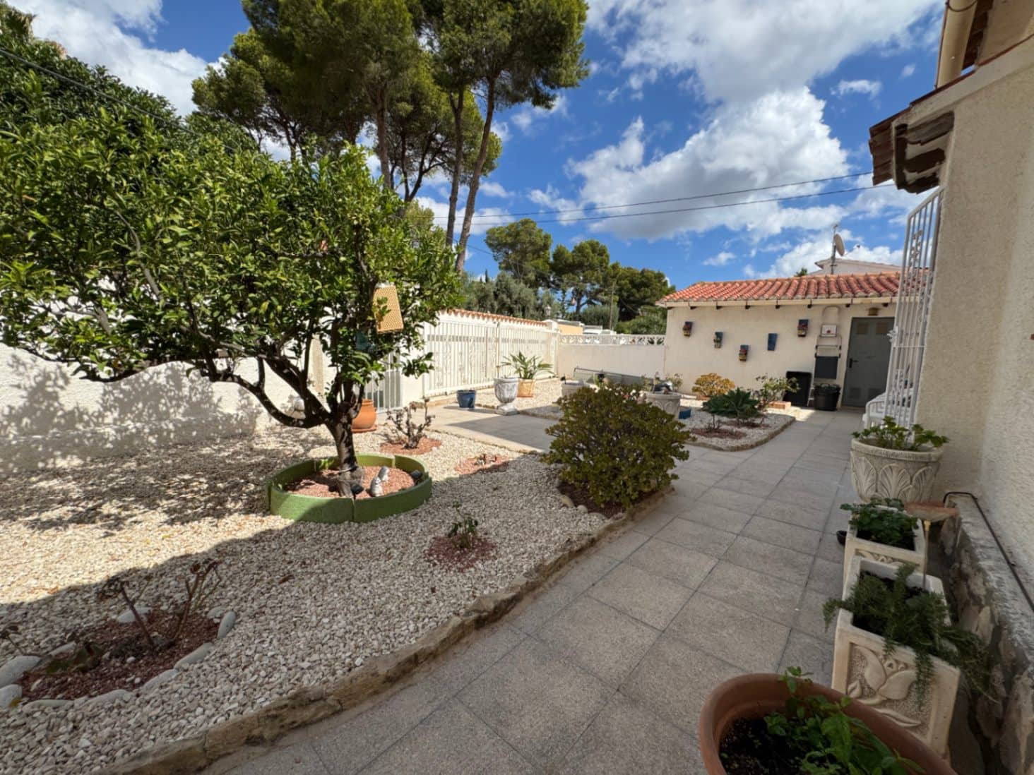 5 bedroom Villa for sale in Benissa with pool garage - € 550,000 (Ref: 9284860)