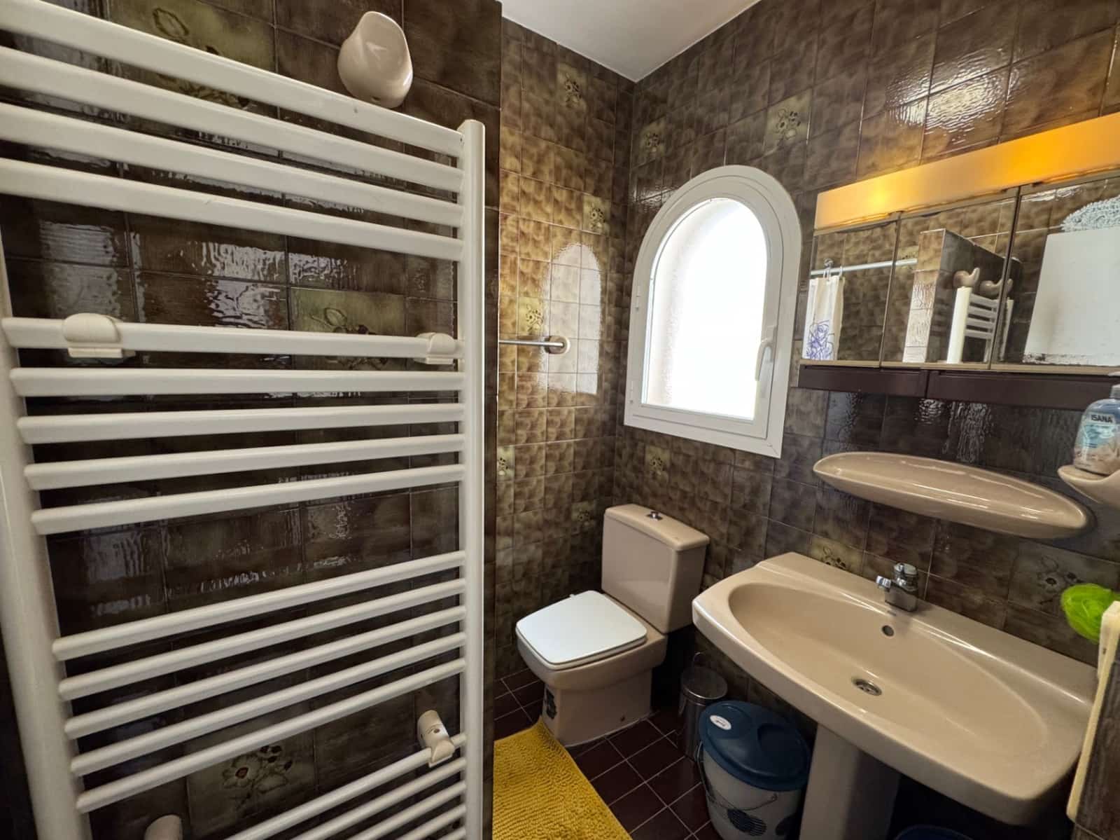 5 bedroom Villa for sale in Benissa with pool garage - € 550,000 (Ref: 9284860)