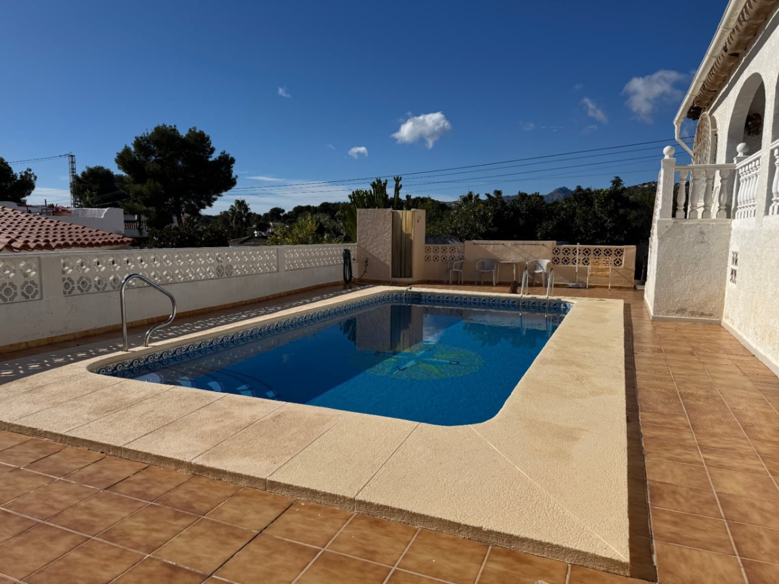 5 soveværelse Villa til salg i Benissa med swimmingpool garage - € 550.000 (Ref: 9284860)