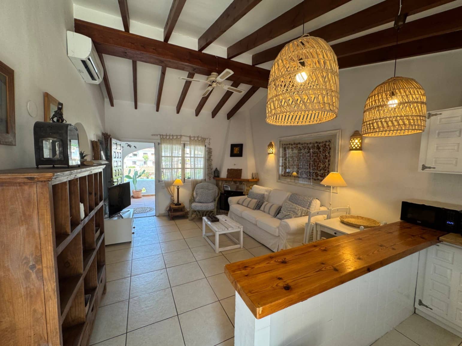 2 slaapkamer Bungalow te koop in Moraira met zwembad - € 330.000 (Ref: 9330067)