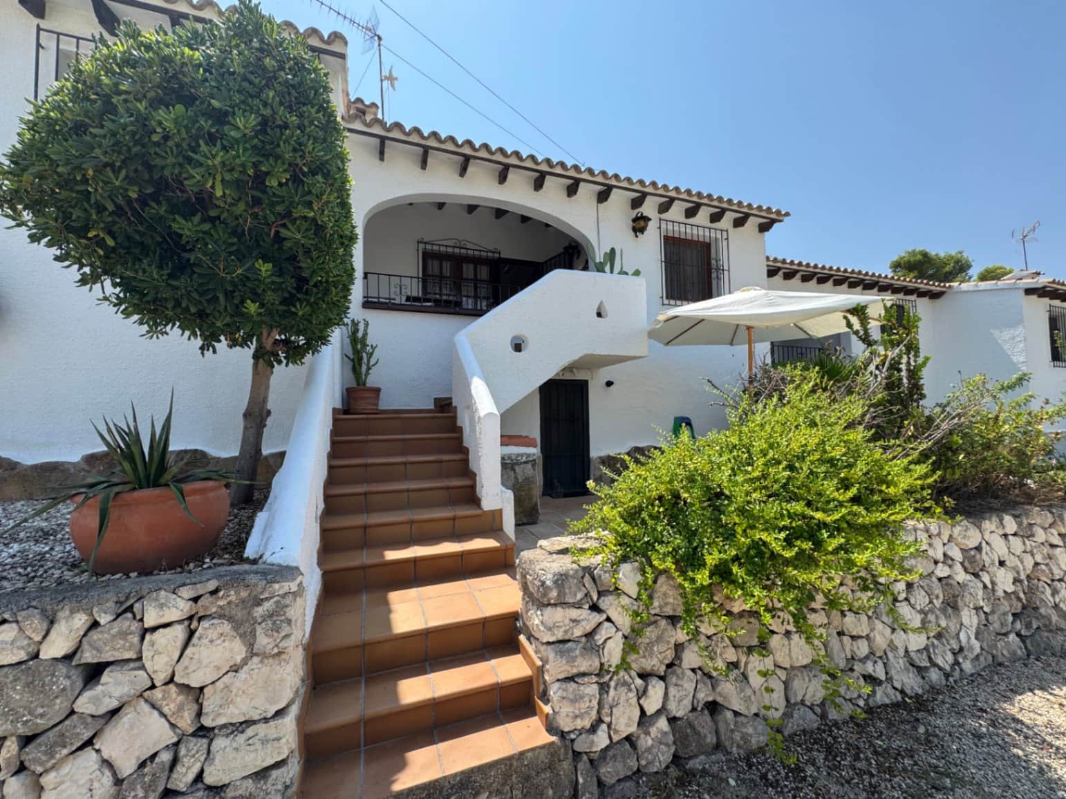 2 slaapkamer Bungalow te koop in Moraira met zwembad - € 330.000 (Ref: 9330067)