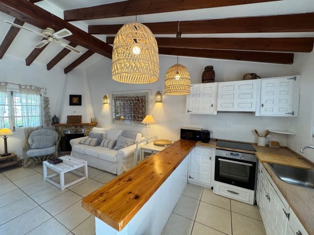 2 sypialnia Bungalow na sprzedaż w Moraira, Teulada-Moraira z basenem - 310 000 € (Ref: 9330067)