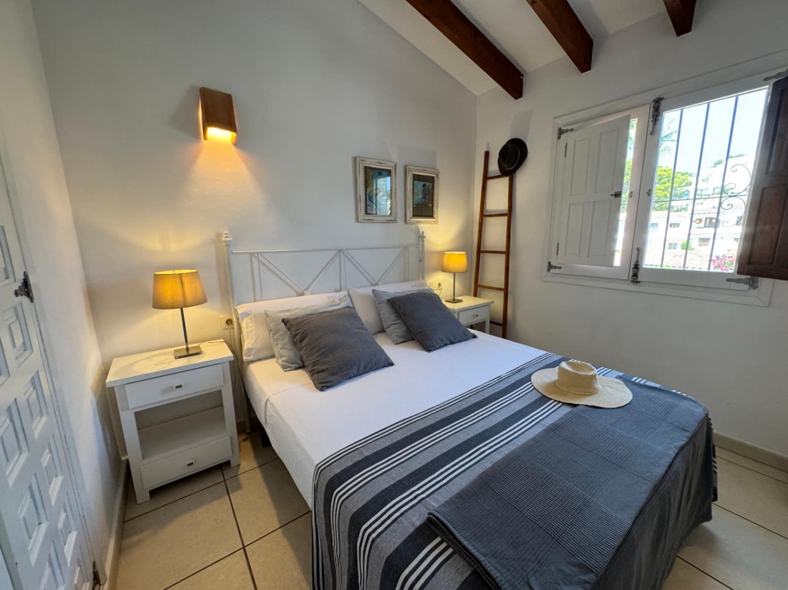 2 slaapkamer Bungalow te koop in Moraira met zwembad - € 330.000 (Ref: 9330067)