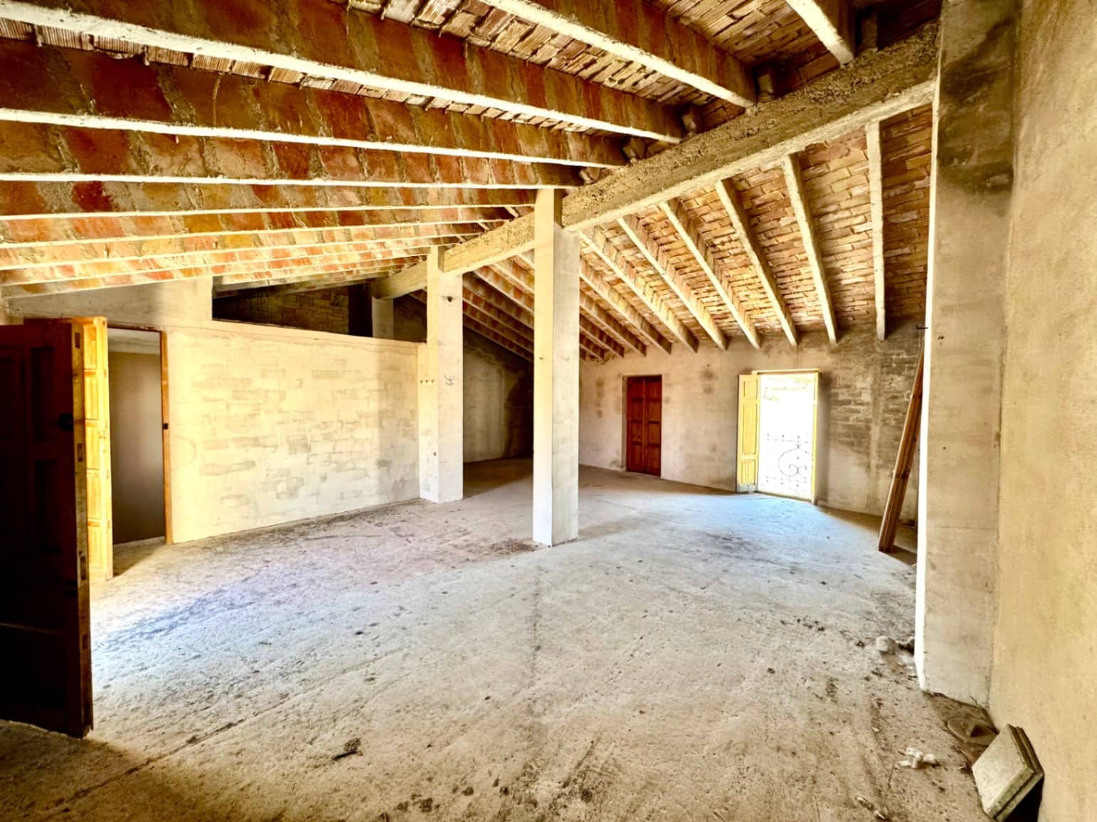 7 chambre Maison de Ville à vendre à Pego avec garage - 225 000 € (Ref: 9356596)