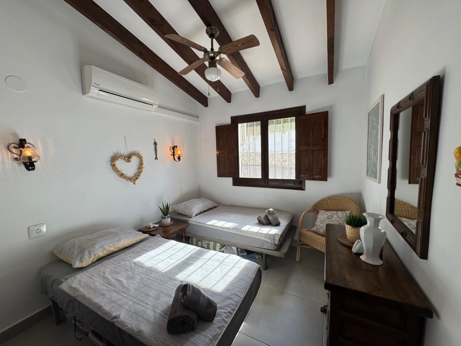 2 bedroom Bungalow for sale in Moraira with pool - € 310,000 (Ref: 9378529)