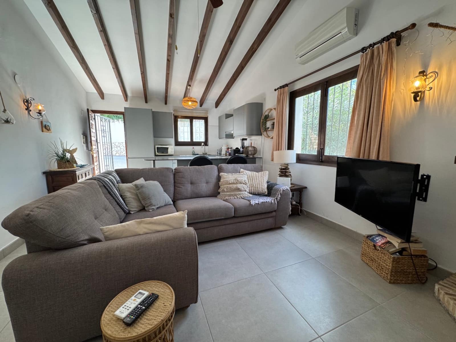 2 bedroom Bungalow for sale in Moraira with pool - € 310,000 (Ref: 9378529)