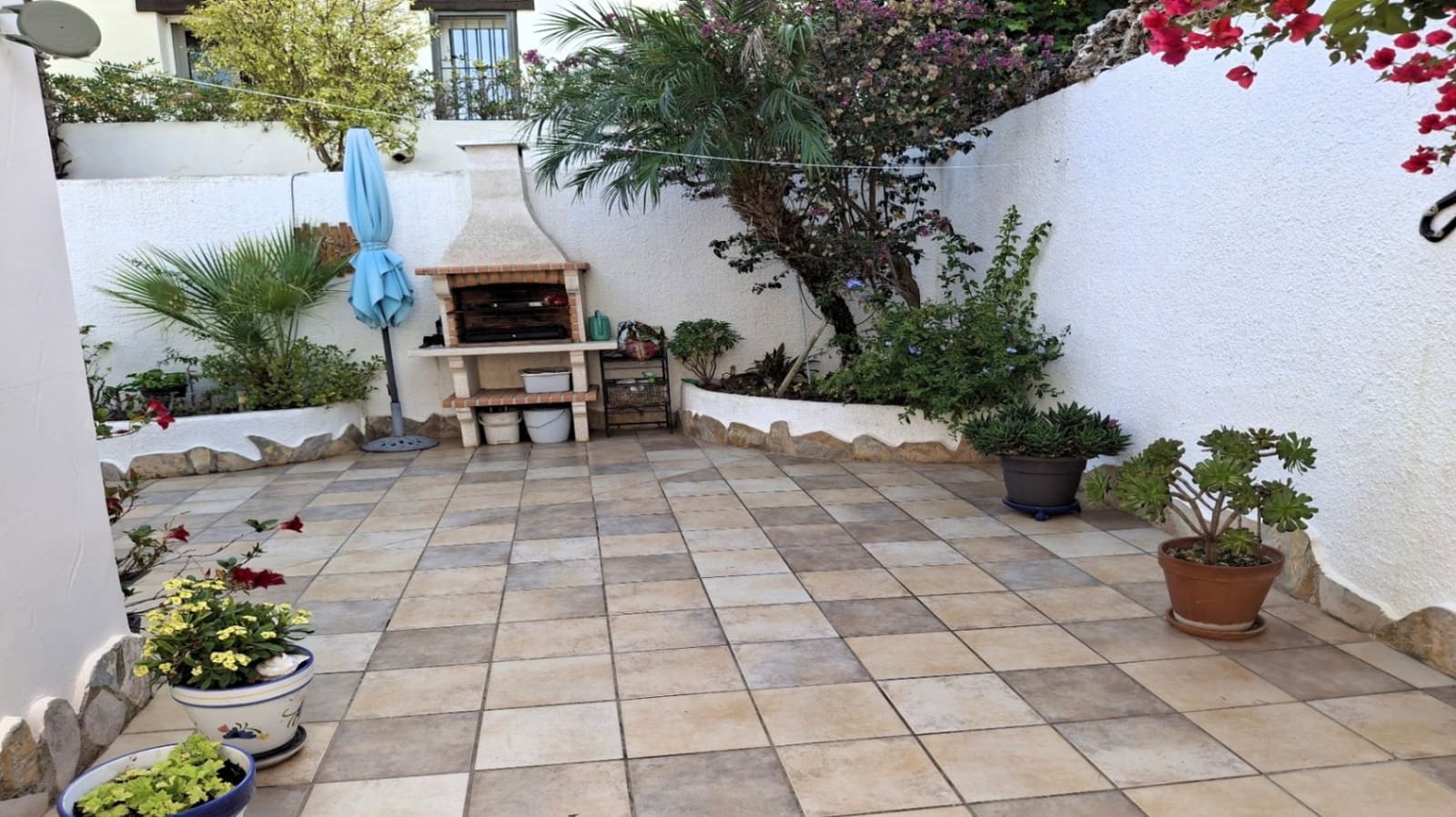 3 bedroom Villa for sale in Montemar with pool garage - € 525,000 (Ref: 9400334)